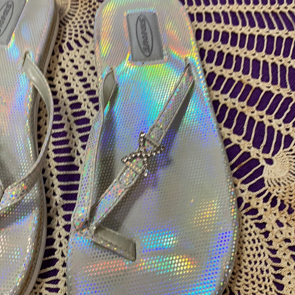Sideout Sandals - Picture 3 of 6